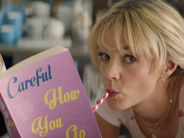 Filmstill: PROMISING YOUNG WOMAN